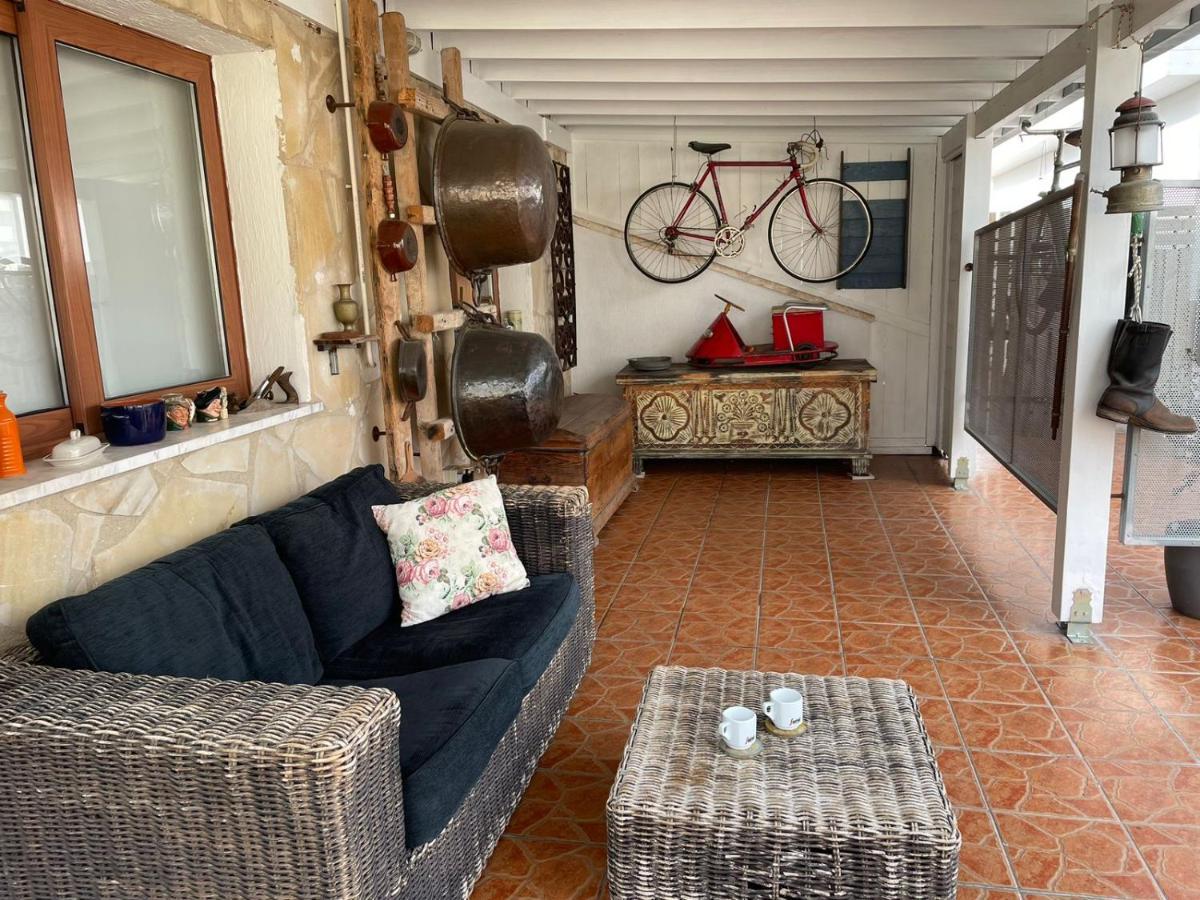 Mp Cozy Apartment Near The Sea Paphos Bagian luar foto